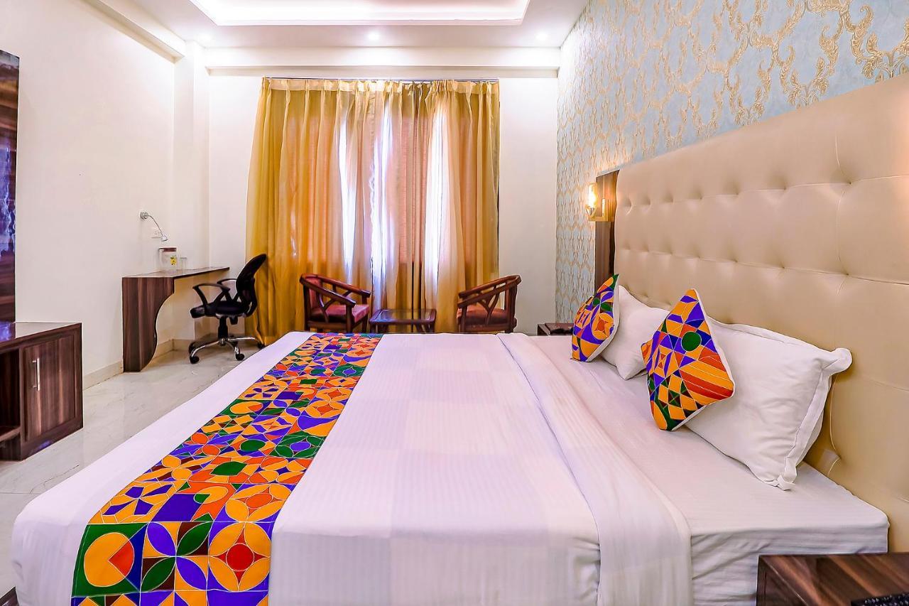 Fabhotel Swess Grand Агра Экстерьер фото