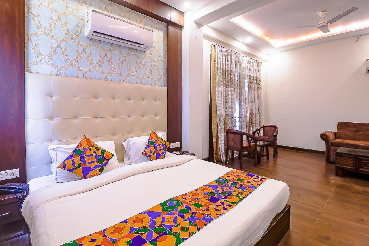 Fabhotel Swess Grand Агра Экстерьер фото