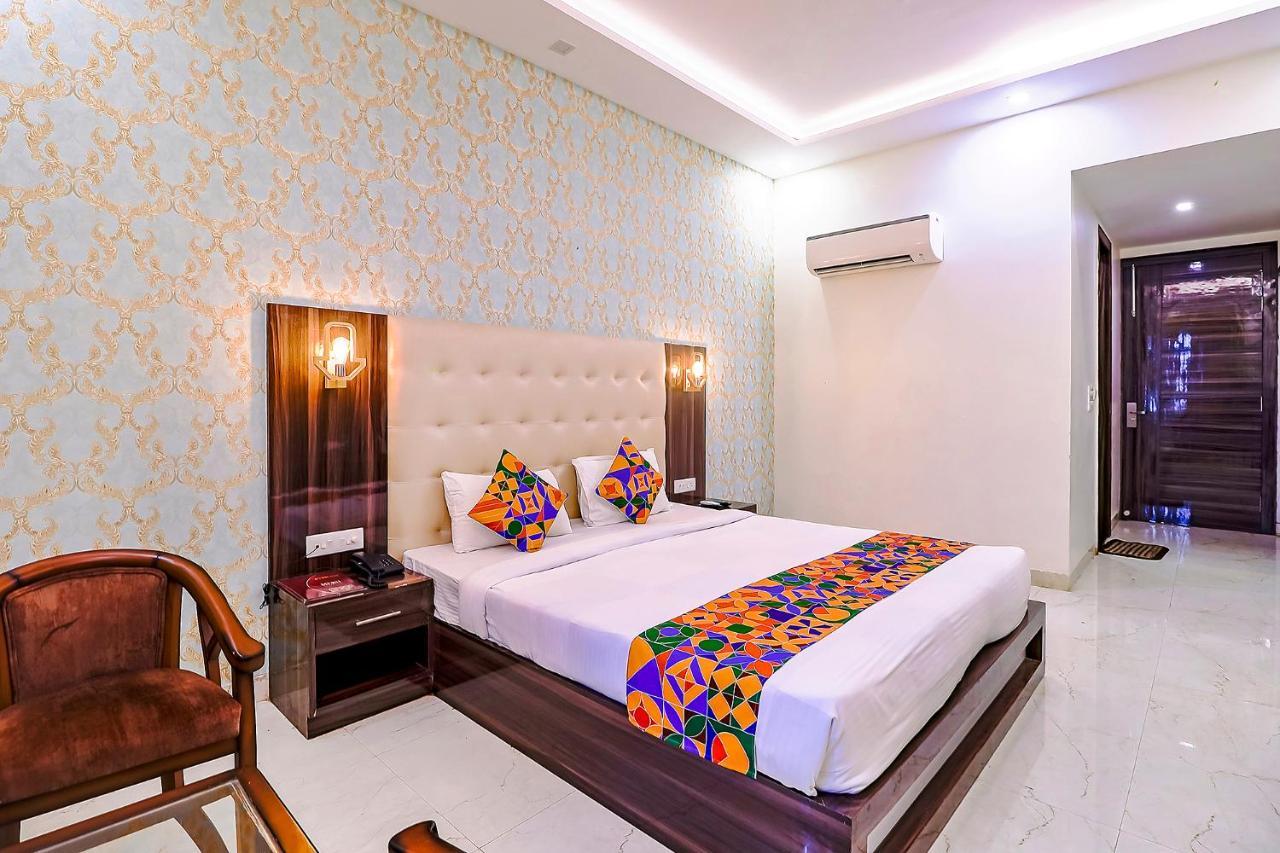 Fabhotel Swess Grand Агра Экстерьер фото