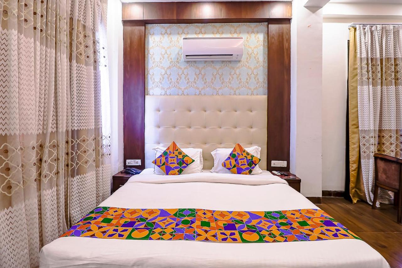 Fabhotel Swess Grand Агра Экстерьер фото