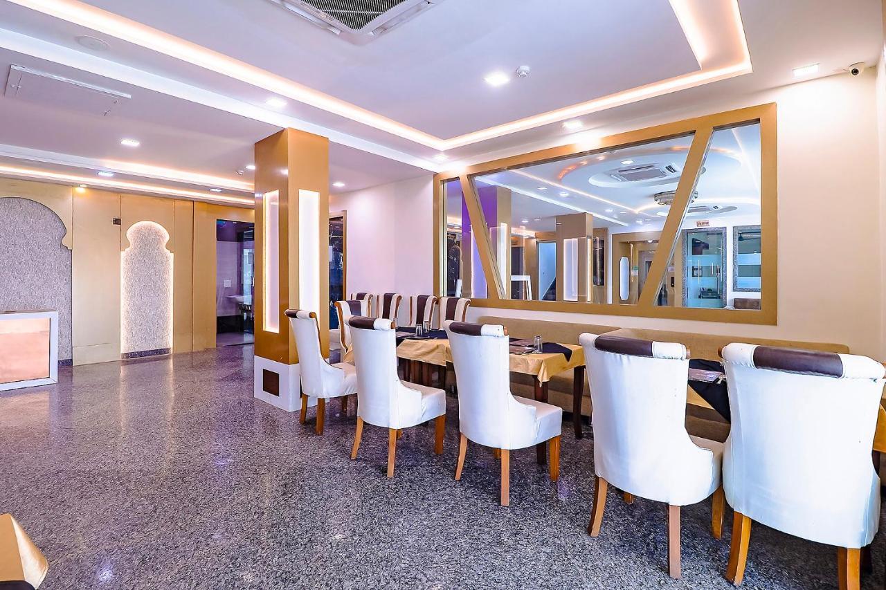 Fabhotel Swess Grand Агра Экстерьер фото